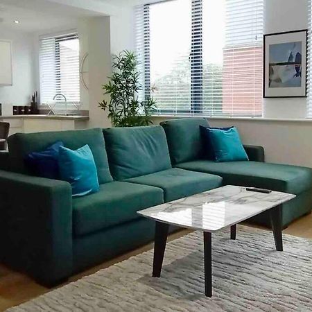 Апартаменты Luxury 2 Bed 2 Bath Flat Near Old Trafford Манчестер Экстерьер фото