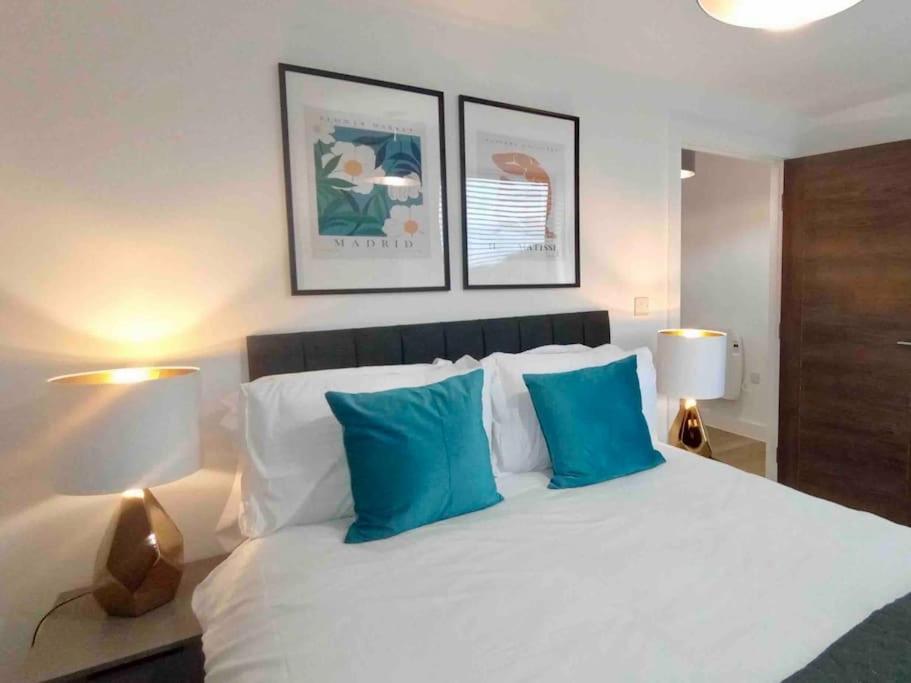 Апартаменты Luxury 2 Bed 2 Bath Flat Near Old Trafford Манчестер Экстерьер фото
