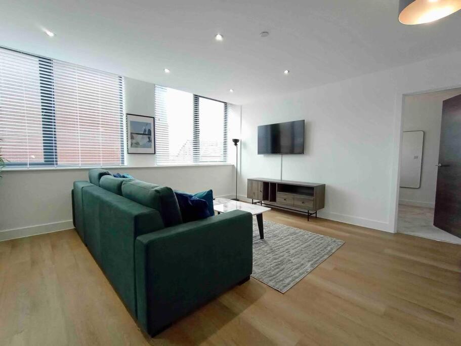 Апартаменты Luxury 2 Bed 2 Bath Flat Near Old Trafford Манчестер Экстерьер фото