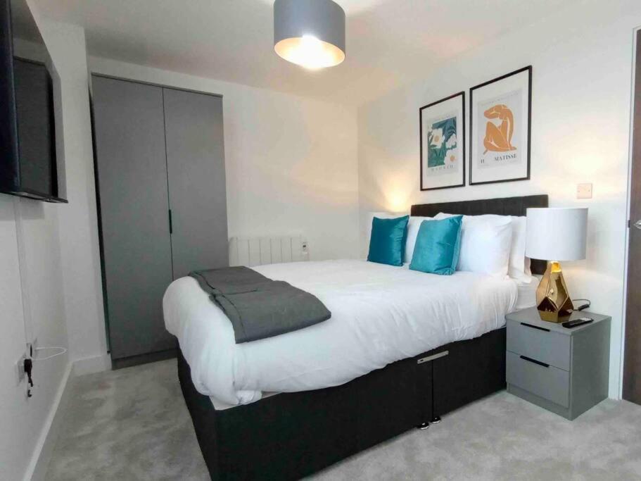 Апартаменты Luxury 2 Bed 2 Bath Flat Near Old Trafford Манчестер Экстерьер фото